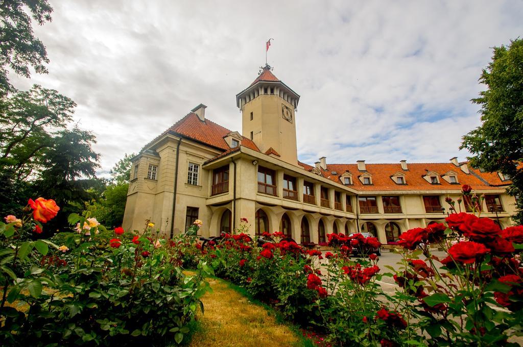 Hotel Zamek Pultusk Dom Polonii Esterno foto
