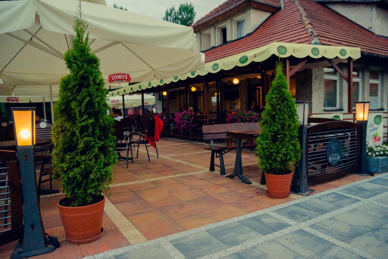 Hotel Zamek Pultusk Dom Polonii Esterno foto